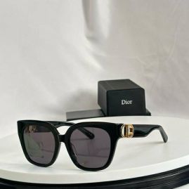 Picture of Dior Sunglasses _SKUfw57302891fw